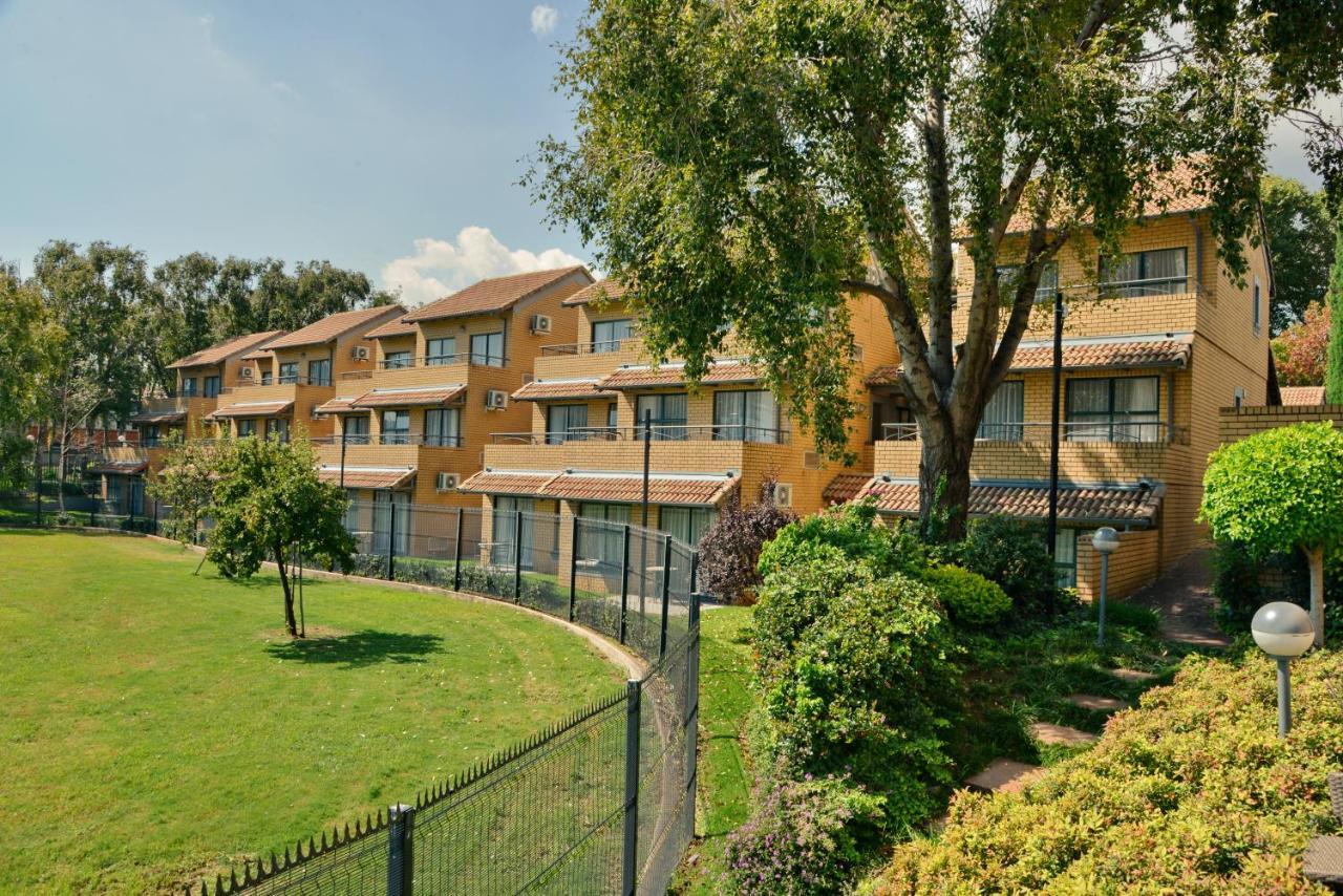 City Lodge Hotel Eastgate Йоханнесбург Экстерьер фото
